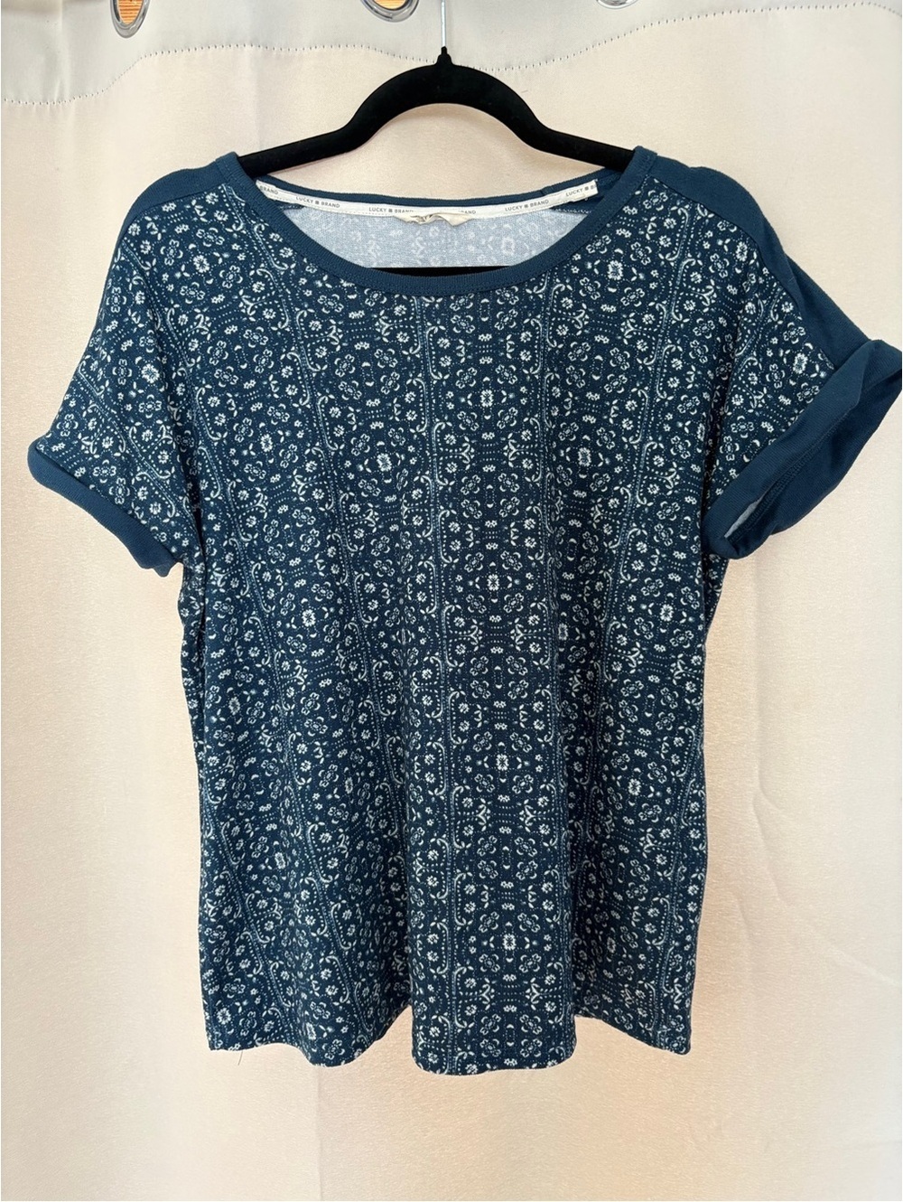 Lucky Brand Women's Navy Blue Floral Print Short Sleeve Knit Tee Top M